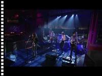 Charlotte Gainsbourg - Trick Pony (Live on Letterman 01-22-2010) [HD]